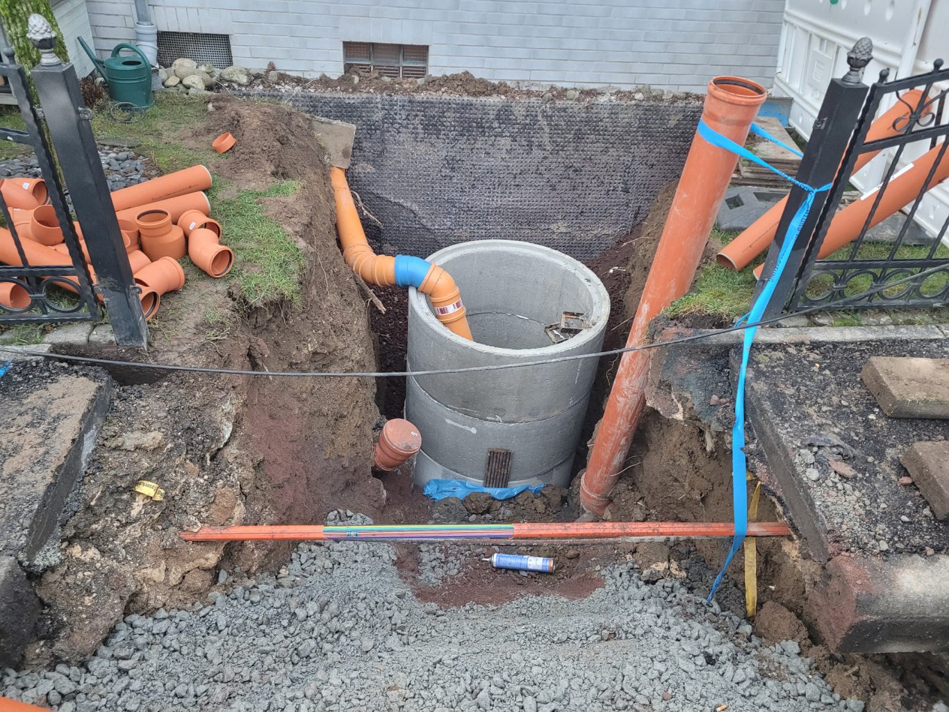 Hübingen | Hausanschlussschacht